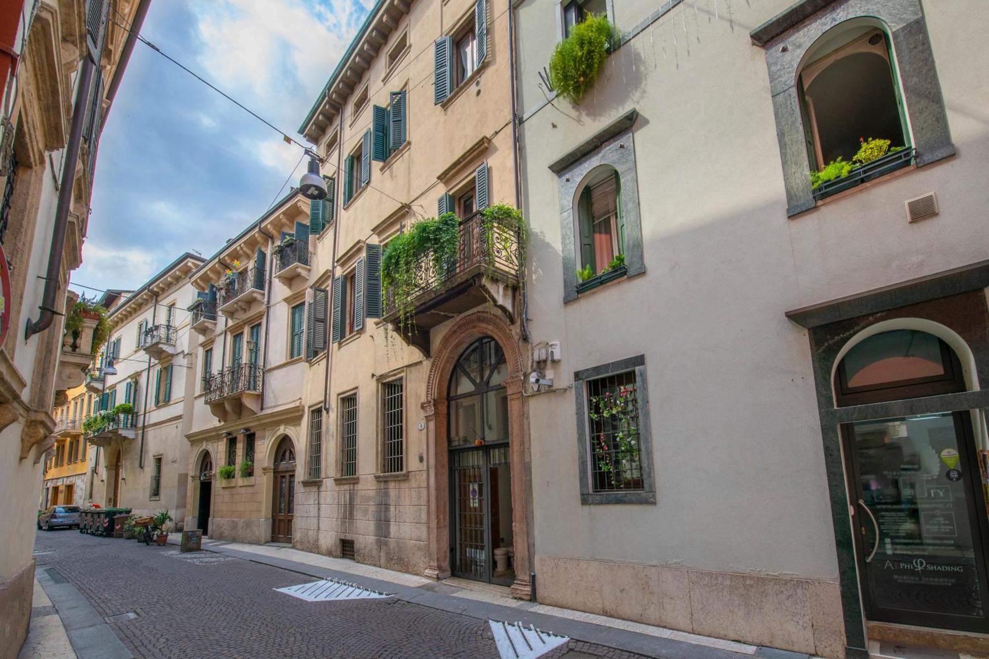 Borsarihouse Wifi & Smarttv Apartment Verona Exterior foto